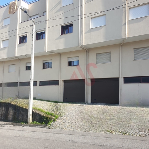 Garagem T0 - Vizela (Santo Adrio), Vizela, Braga - Imagem grande