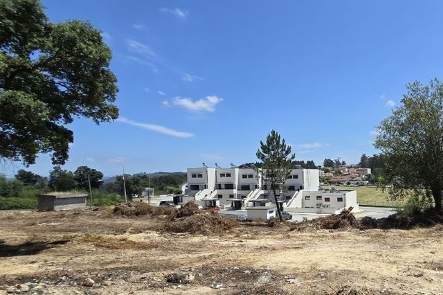 Terreno Urbano T0 - Lustosa, Lousada, Porto - Imagem grande