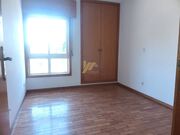 Apartamento T3 - Oliveira de Azemeis, Oliveira de Azemis, Aveiro - Miniatura: 8/9