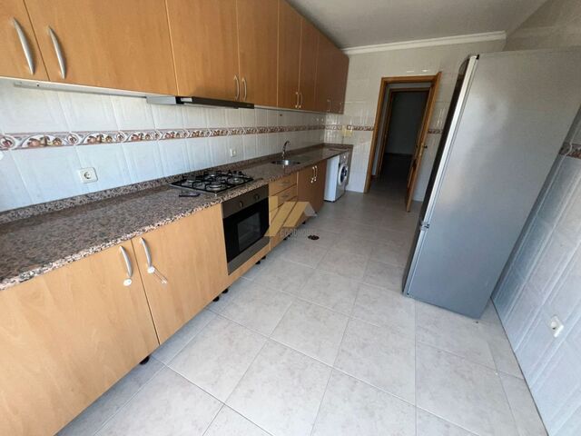 Apartamento T3 - Oliveira de Azemeis, Oliveira de Azemis, Aveiro - Imagem grande