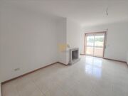 Apartamento T3 - Oliveira de Azemeis, Oliveira de Azemis, Aveiro - Miniatura: 1/9