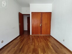 Apartamento T3 - Abrantes, Abrantes, Santarm - Miniatura: 17/17