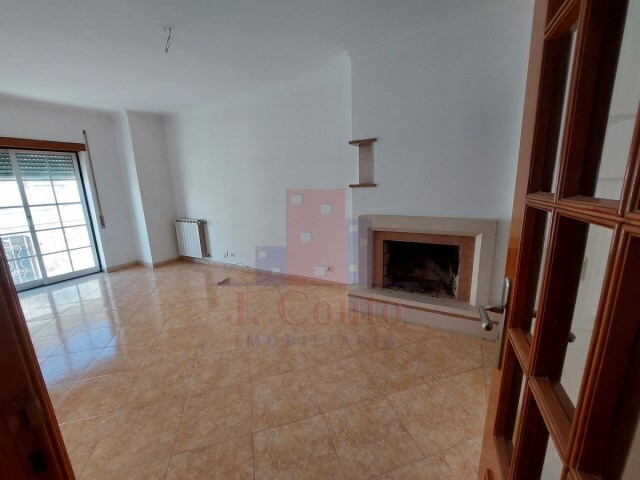 Apartamento T3 - Nossa Senhora do Ppulo, Caldas da Rainha, Leiria - Imagem grande