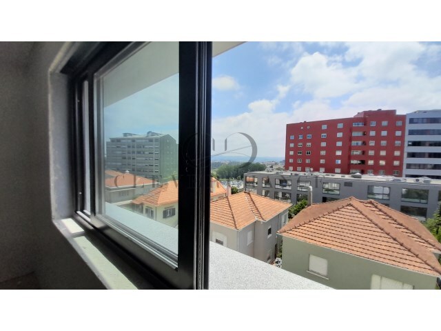 Apartamento T3 - Mafamude, Vila Nova de Gaia, Porto - Imagem grande