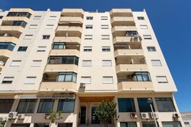 Apartamento T4 - Faro, Faro, Faro (Algarve) - Miniatura: 1/34