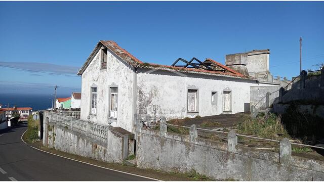 Moradia T5 - Altares, Angra do Heroismo, Ilha Terceira - Imagem grande