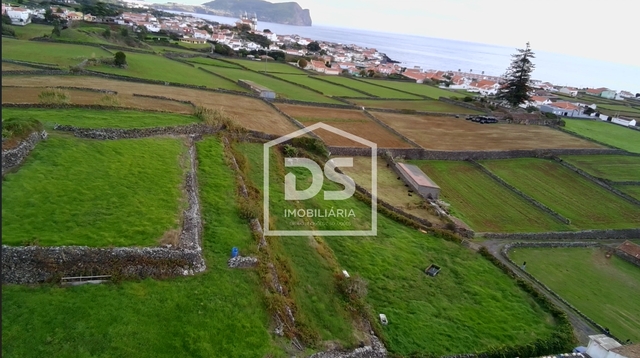 Terreno Urbano T0 - Angra do Heroismo, Angra do Heroismo, Ilha Terceira - Imagem grande