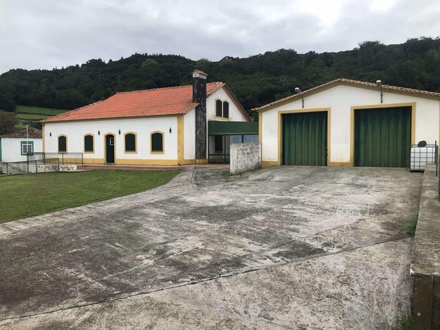 Apartamento T4 - Fontinhas, Praia da Vitria, Ilha Terceira - Imagem grande