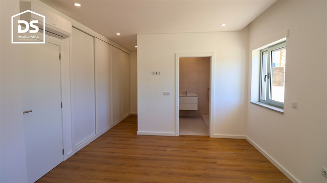 Apartamento T2 - Currelos, Carregal do Sal, Viseu - Imagem grande