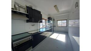 Apartamento T2 - Laranjeiro, Almada, Setbal - Miniatura: 11/24