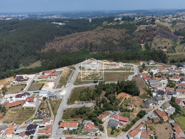 Moradia T2 - Golpilheira, Batalha, Leiria - Imagem grande