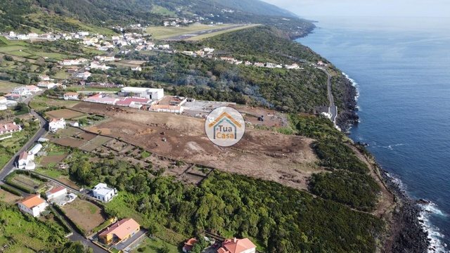 Terreno Rstico - Santo Amaro, Velas, Ilha de S. Jorge - Imagem grande