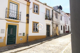 Moradia T1 - Nossa Senhora da Vila, Montemor-o-Novo, vora