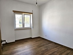 Apartamento T3 - Caldas da Rainha, Caldas da Rainha, Leiria - Miniatura: 17/25