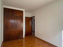 Apartamento T3 - Caldas da Rainha, Caldas da Rainha, Leiria - Miniatura: 21/25