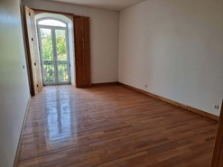 Apartamento T4 - No Definido, No Definido, No Definido