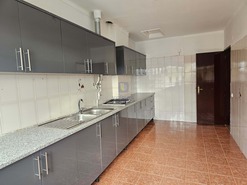 Apartamento T3 - Santo Onofre, Caldas da Rainha, Leiria - Miniatura: 2/18