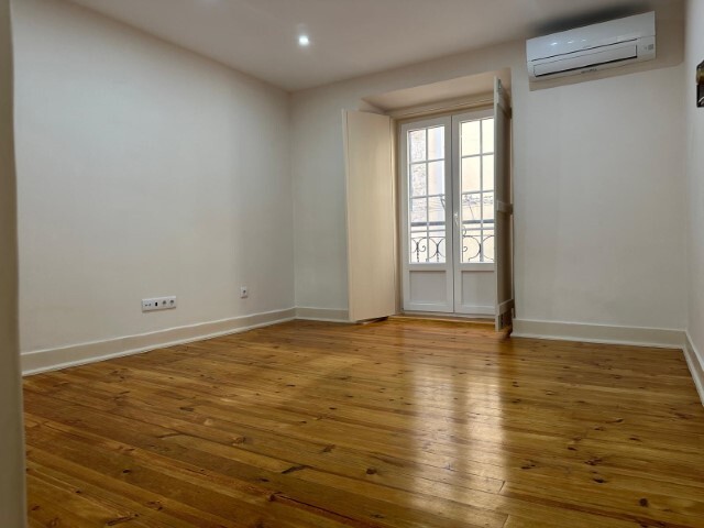 Apartamento T1 - Santa Maria Maior, Lisboa, Lisboa - Imagem grande