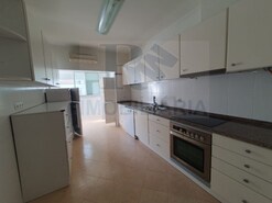 Apartamento T3 - Moscavide, Loures, Lisboa