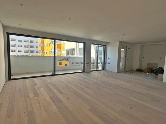 Apartamento T4 - So Mamede de Infesta, Matosinhos, Porto - Imagem grande