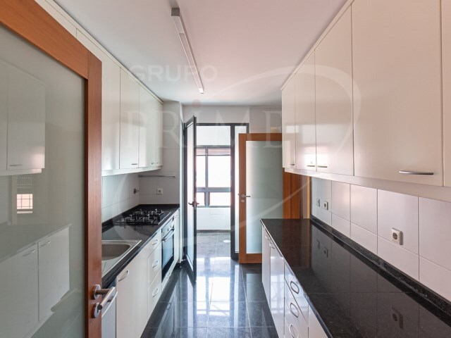 Apartamento T2 - Aldoar, Porto, Porto - Imagem grande