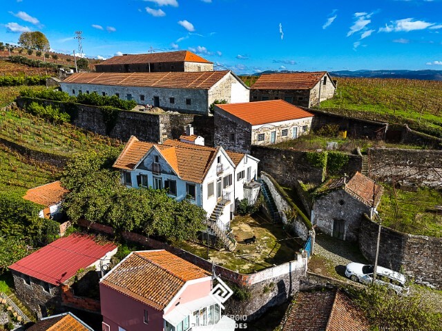 Moradia T3 - Lobrigos (So Joo Batista), Santa Marta de Penaguio, Vila Real - Imagem grande