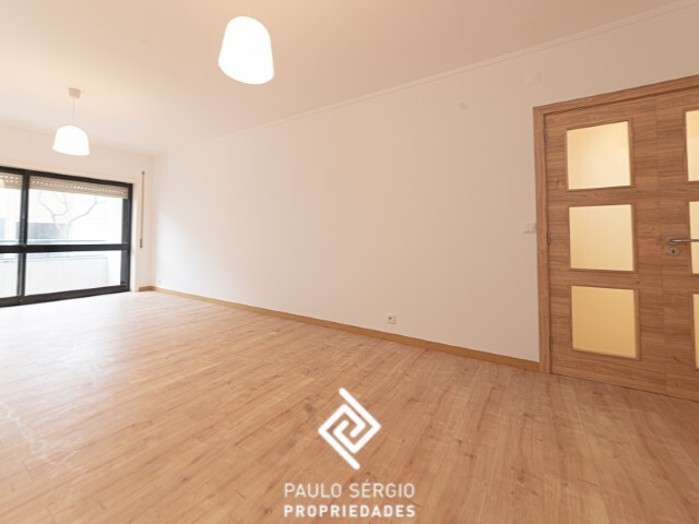 Apartamento T2 - Espinho, Espinho, Aveiro - Imagem grande