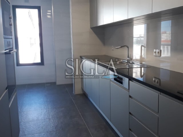 Apartamento T4 - Cedofeita, Porto, Porto - Imagem grande