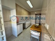 Apartamento T3 - Laranjeiro, Almada, Setbal - Miniatura: 2/9