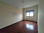 Apartamento T3 - Laranjeiro, Almada, Setbal - Miniatura: 8/9