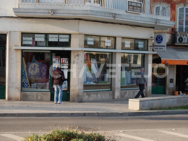 Loja - So Joo Batista, Tomar, Santarm - Imagem grande