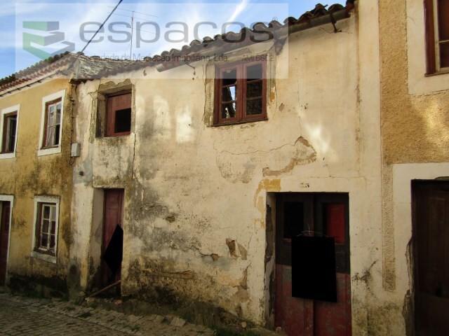 Moradia T3 - Cebolais de Cima, Castelo Branco, Castelo Branco - Imagem grande