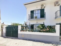 Moradia T3 - Quinta do Conde, Sesimbra, Setbal