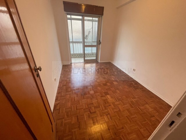 Apartamento T1 - Pvoa de Santo Adrio, Odivelas, Lisboa - Imagem grande