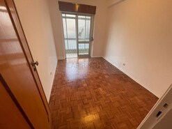 Apartamento T1 - Pvoa de Santo Adrio, Odivelas, Lisboa