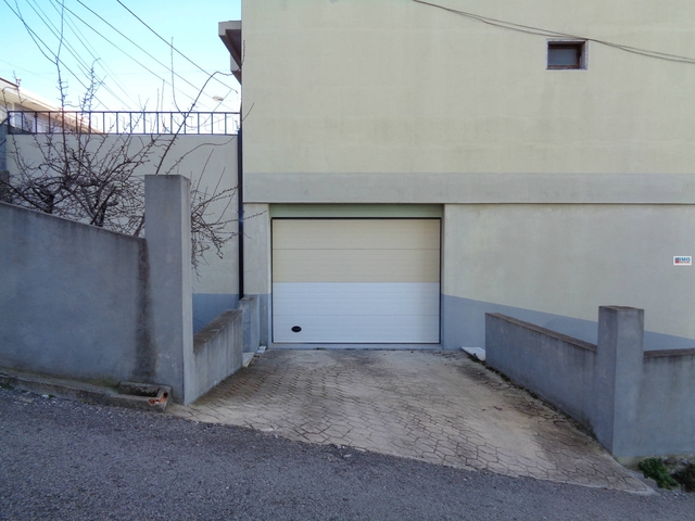 Garagem T0 - Cantar-Galo e Vila do Carvalho, Covilh, Castelo Branco - Imagem grande