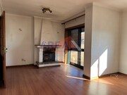 Apartamento T2 - Oliveira de Azemeis, Oliveira de Azemis, Aveiro - Miniatura: 8/9