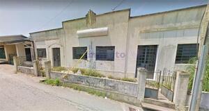 Armazm T0 - Escapes, Santa Maria da Feira, Aveiro
