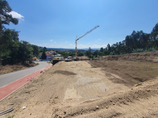 Terreno Rstico - Brufe, Vila Nova de Famalico, Braga - Imagem grande