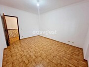 Apartamento T2 - Amora, Seixal, Setbal - Miniatura: 4/9