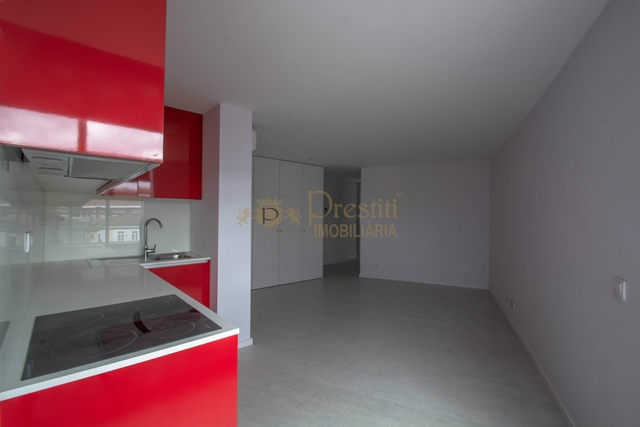 Apartamento T1 - Oliveira, So Paio e So Sebastio, Guimares, Braga - Imagem grande