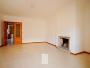 Apartamento T3 - Oliveira de Azemeis, Oliveira de Azemis, Aveiro - Miniatura: 3/9