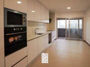 Apartamento T3 - Oliveira de Azemeis, Oliveira de Azemis, Aveiro - Miniatura: 2/9