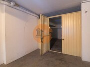 Garagem - Vila Real St Antonio, Vila Real de Santo Antnio, Faro (Algarve) - Miniatura: 7/9