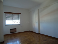 Apartamento T2 - Jardim do Lago, Covilh, Castelo Branco - Miniatura: 5/9