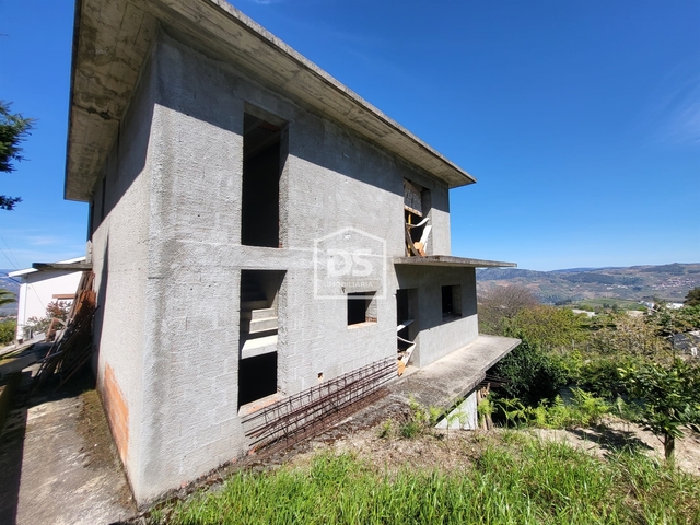 Moradia T0 - Ferreiros de Aves, Lamego, Viseu - Imagem grande